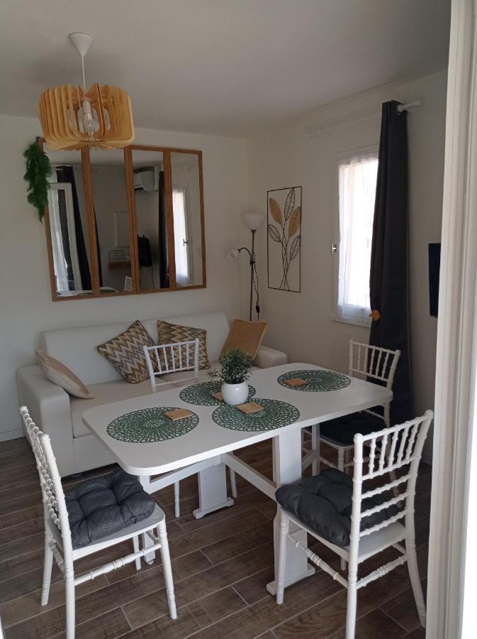 Appartement JADE dans résidence proche Tennis/ centre naturiste Agde Extérieur photo