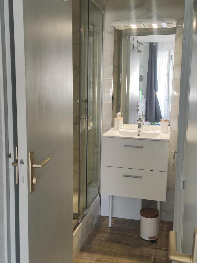 Appartement JADE dans résidence proche Tennis/ centre naturiste Agde Extérieur photo