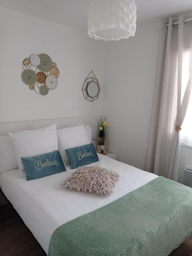 Appartement JADE dans résidence proche Tennis/ centre naturiste Agde Extérieur photo