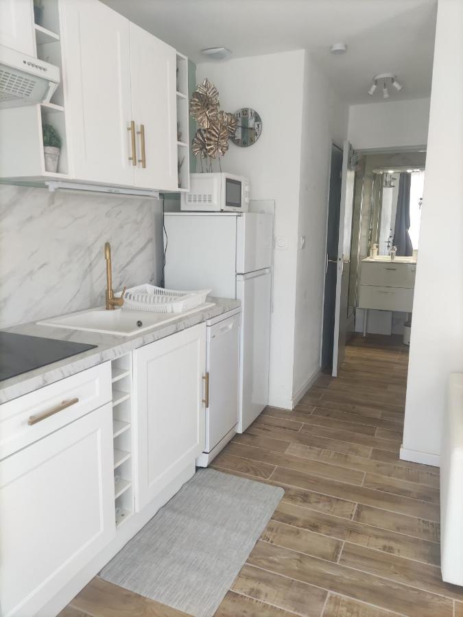 Appartement JADE dans résidence proche Tennis/ centre naturiste Agde Extérieur photo
